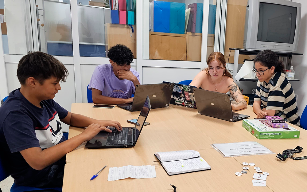 campamento digital grupo mayores (2_1p).jpeg